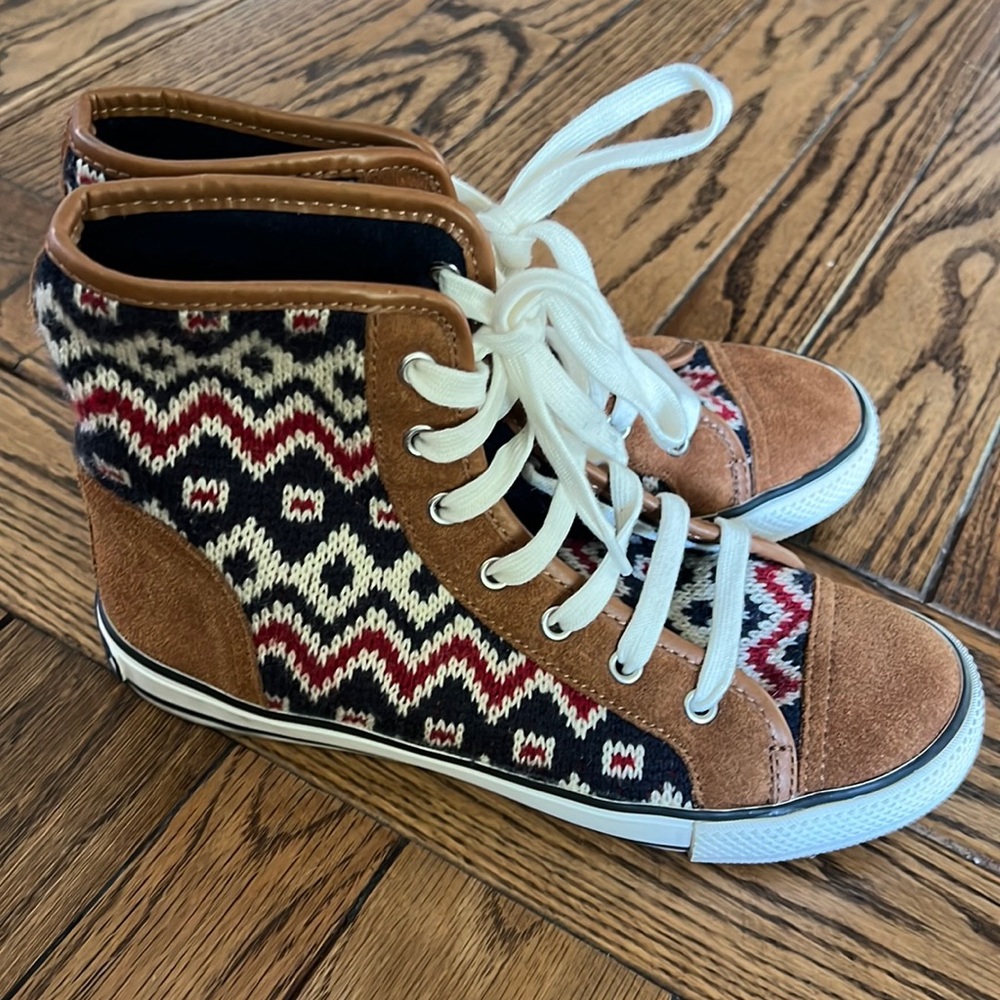 Tory Burch size 7.5